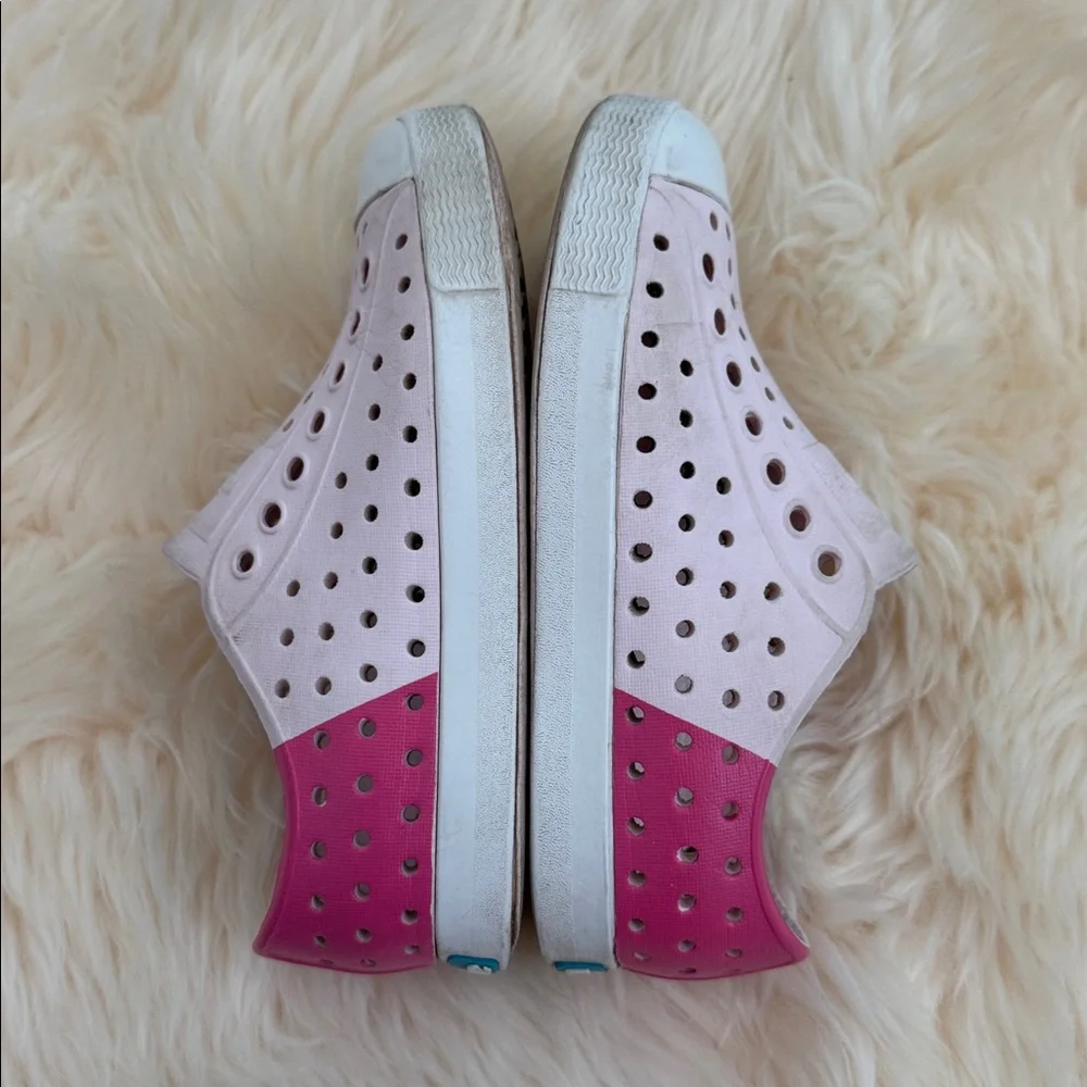 Native Shoes - Picture 4 of 5